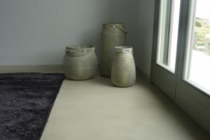 Πατητή Τσιμεντοκονία  Concrete Collection  με λίγα σχέδια και σατινέ  φινιρισμά σε απόχρωση γρι καφέ